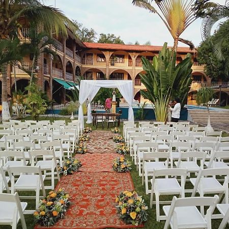 Hotel HF Hacienda San Francisco Puente Nacional Buitenkant foto