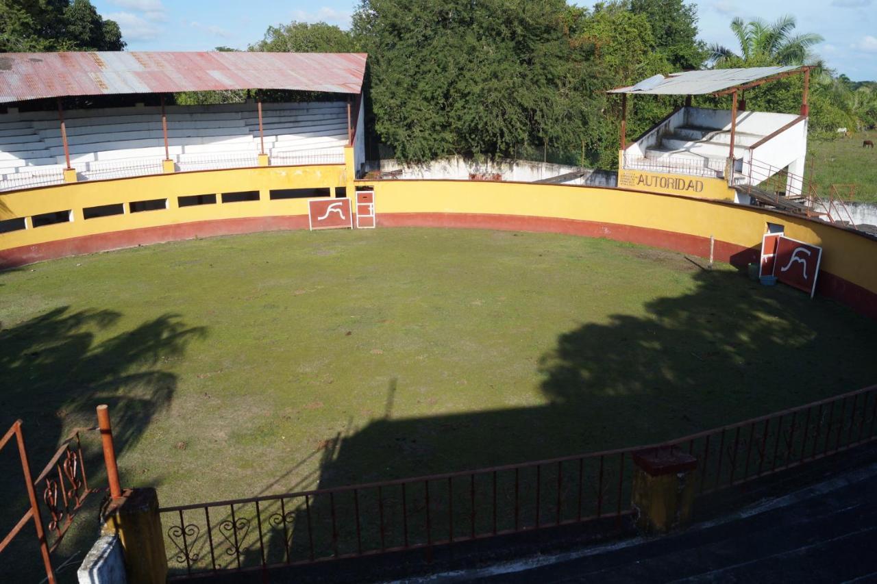 Hotel HF Hacienda San Francisco Puente Nacional Buitenkant foto