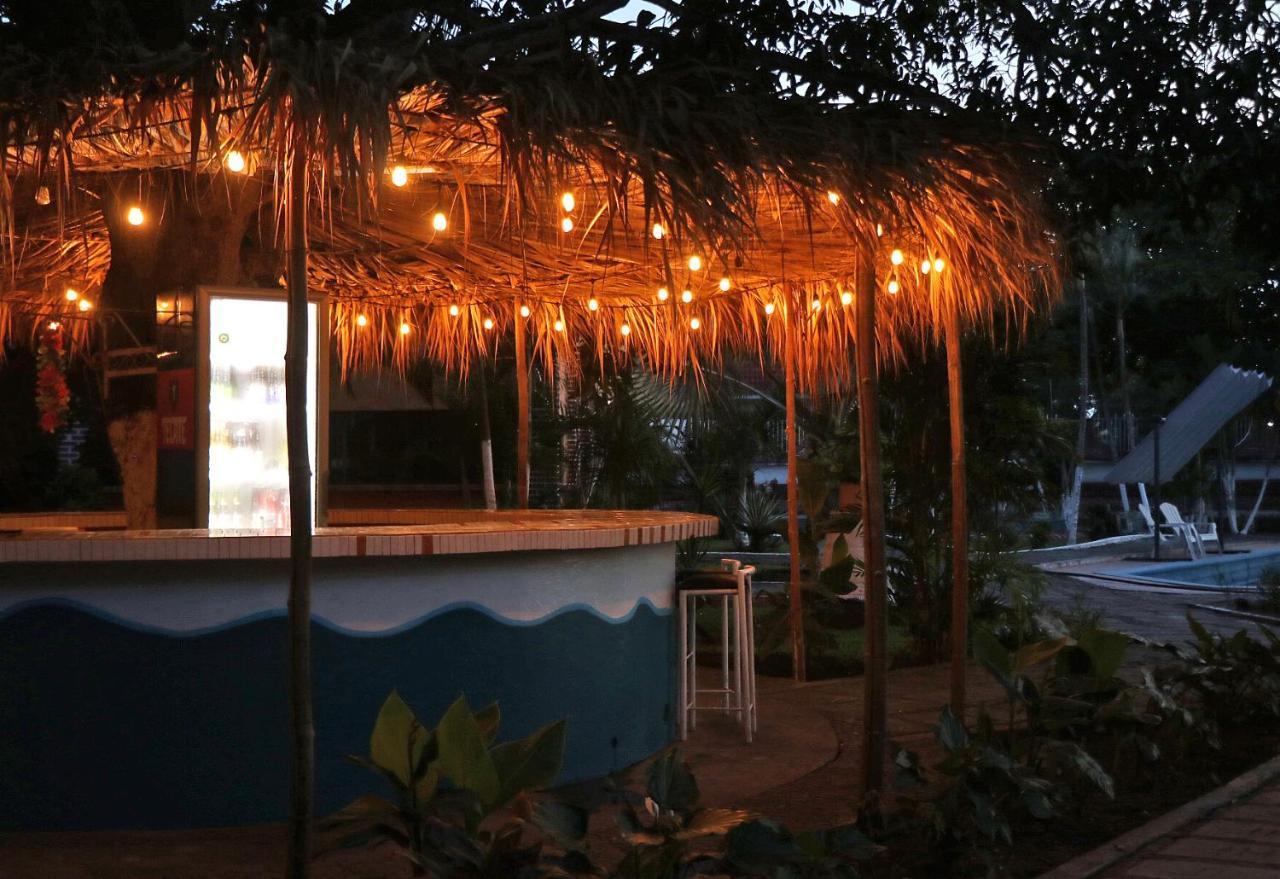 Hotel HF Hacienda San Francisco Puente Nacional Buitenkant foto