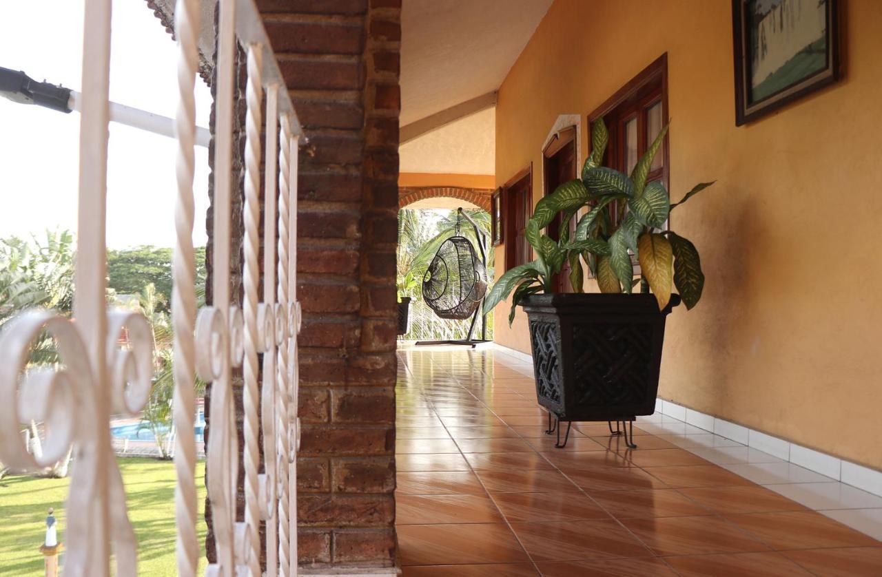 Hotel HF Hacienda San Francisco Puente Nacional Buitenkant foto